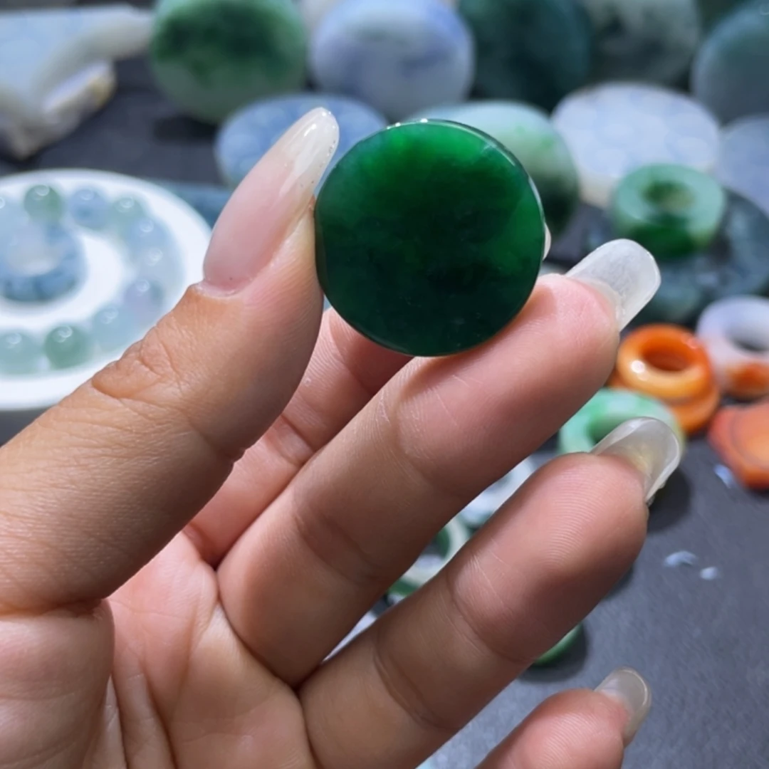 紫***花定制翡翠未镶嵌天然翡翠