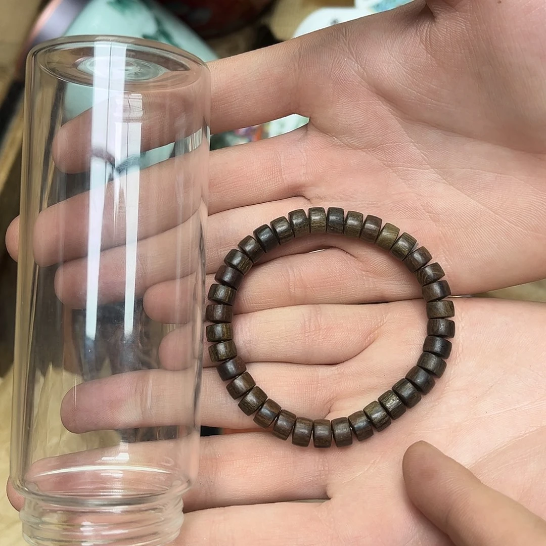 大叶紫檀（黑酸枝木类）