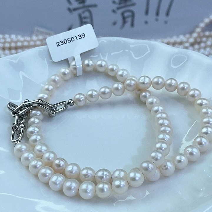 颈饰淡水珍珠未镶嵌