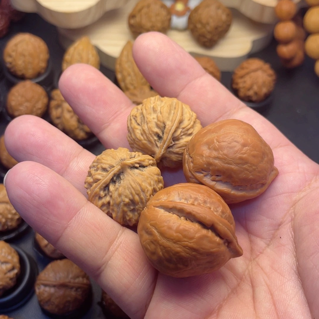 文玩核桃吊坠我**默文玩核桃小秋子核桃