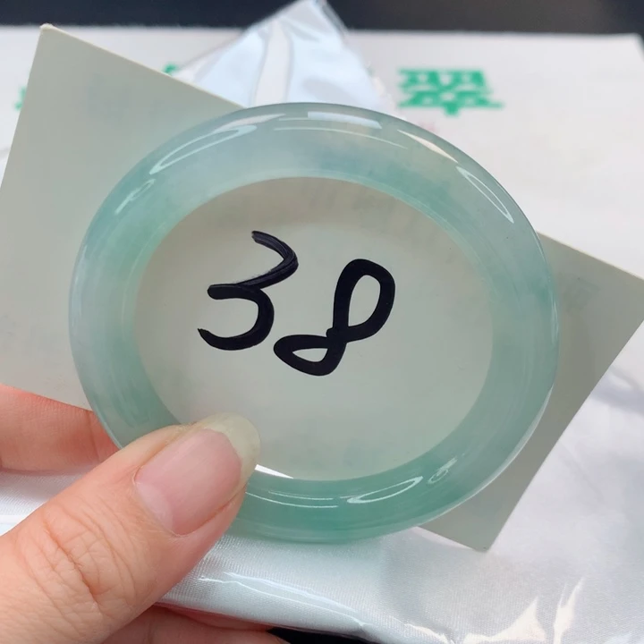 翡翠手镯未镶嵌圆51