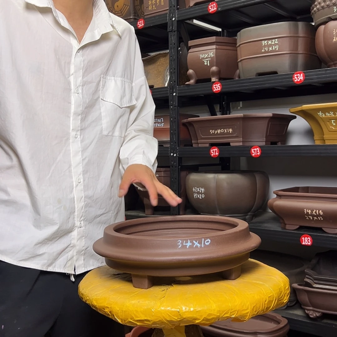 紫砂花盆呜呜呜呜