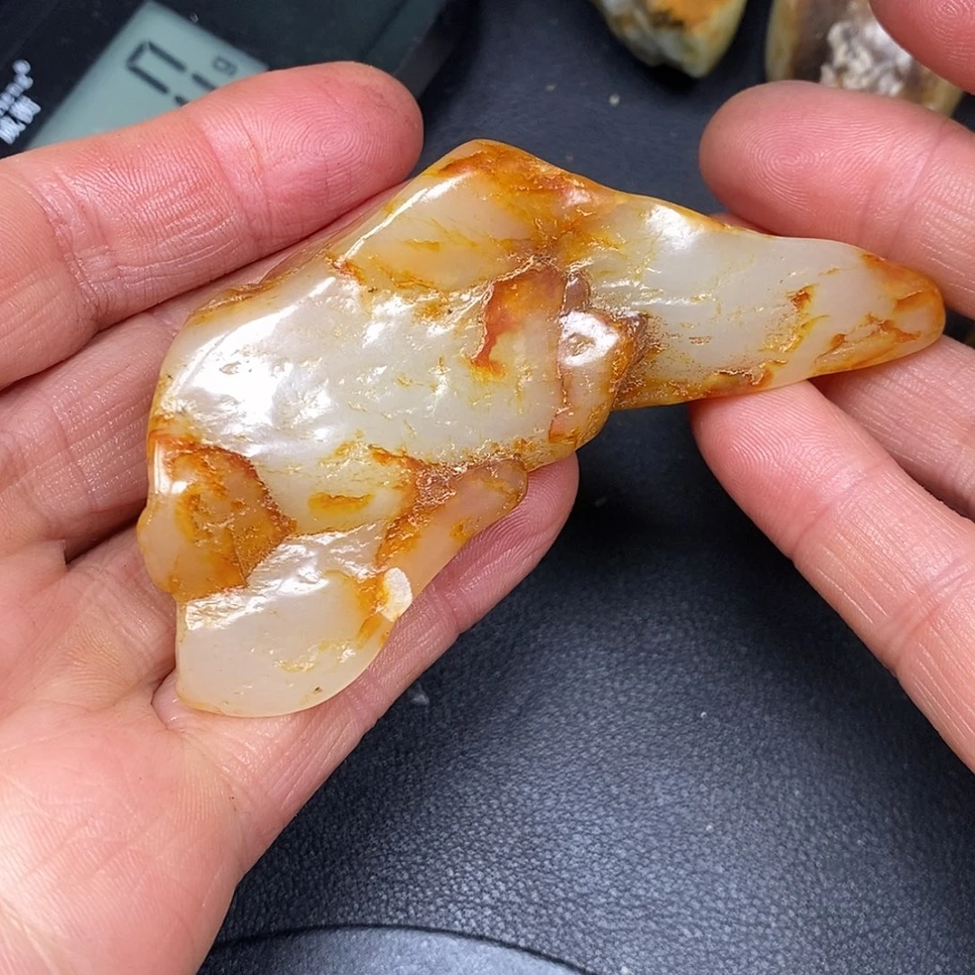 和田玉未镶嵌珠宝奇石