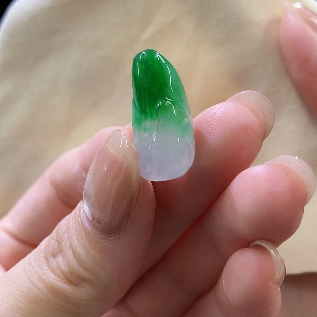 未镶嵌挂件翡翠半山水随行