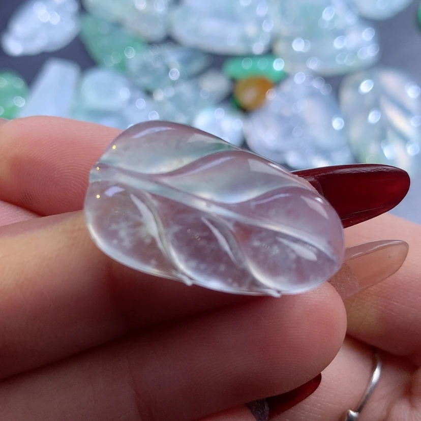 【闪购商品】翡翠颈饰未镶嵌缅甸翡翠