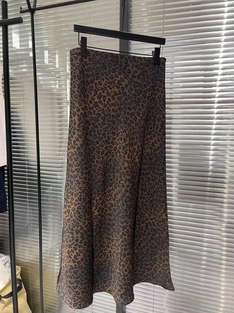 豹纹半身裙女休闲修身缎面垂感气质鱼尾裙