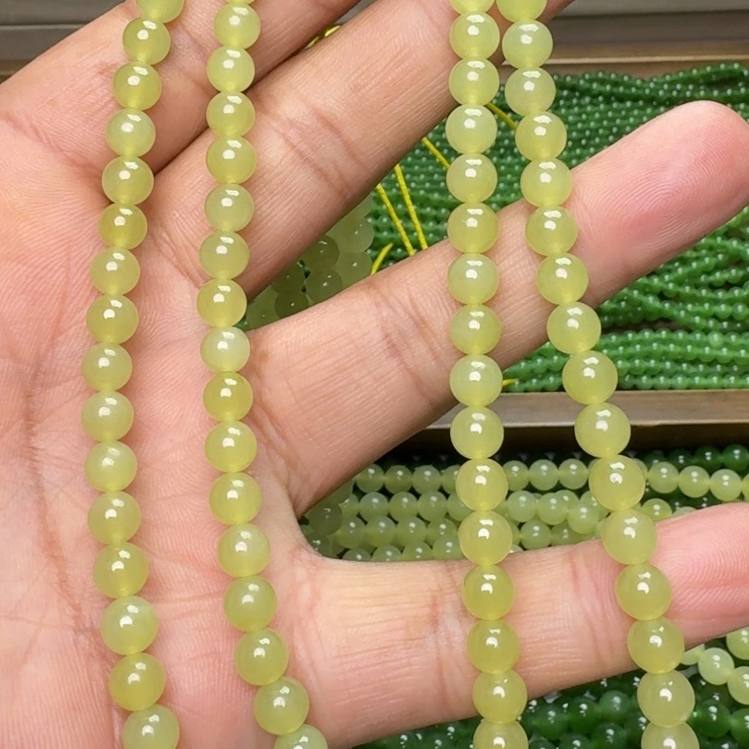 和田玉未镶嵌颈饰冰黄口鸡油黄卡6 买一发一