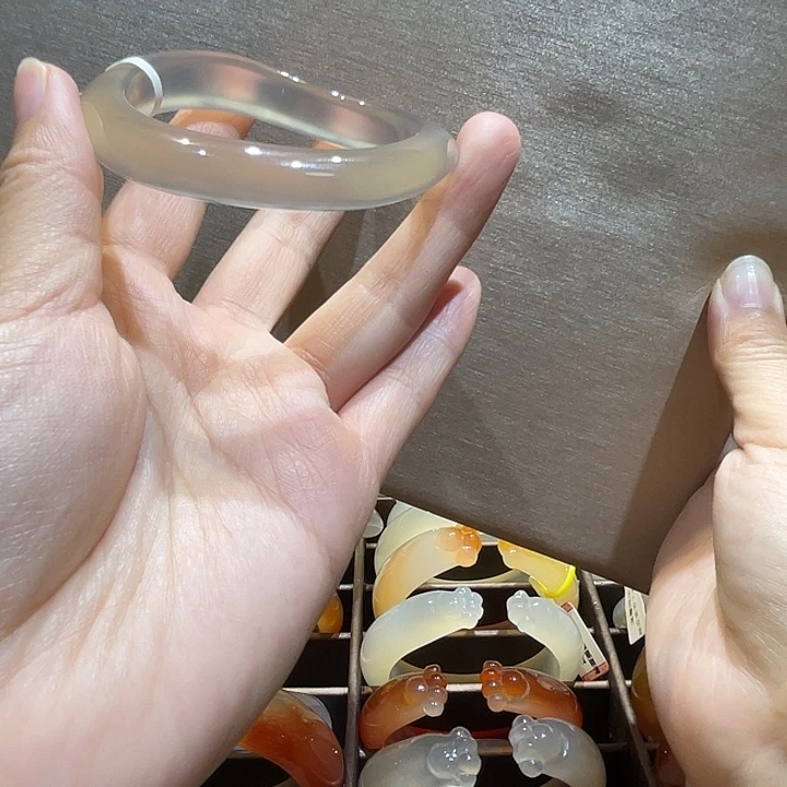 玛瑙/玉髓未镶嵌手镯