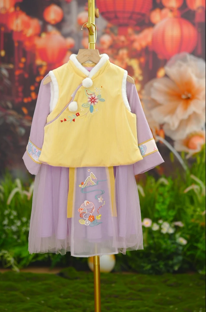 汪小荷品牌清货女童中国风22a繁花烙套装（套裙）XD15101-B