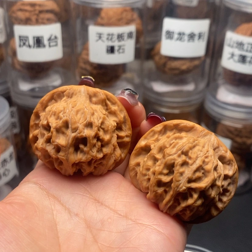 【闪购商品】吊坠文玩核桃天地42