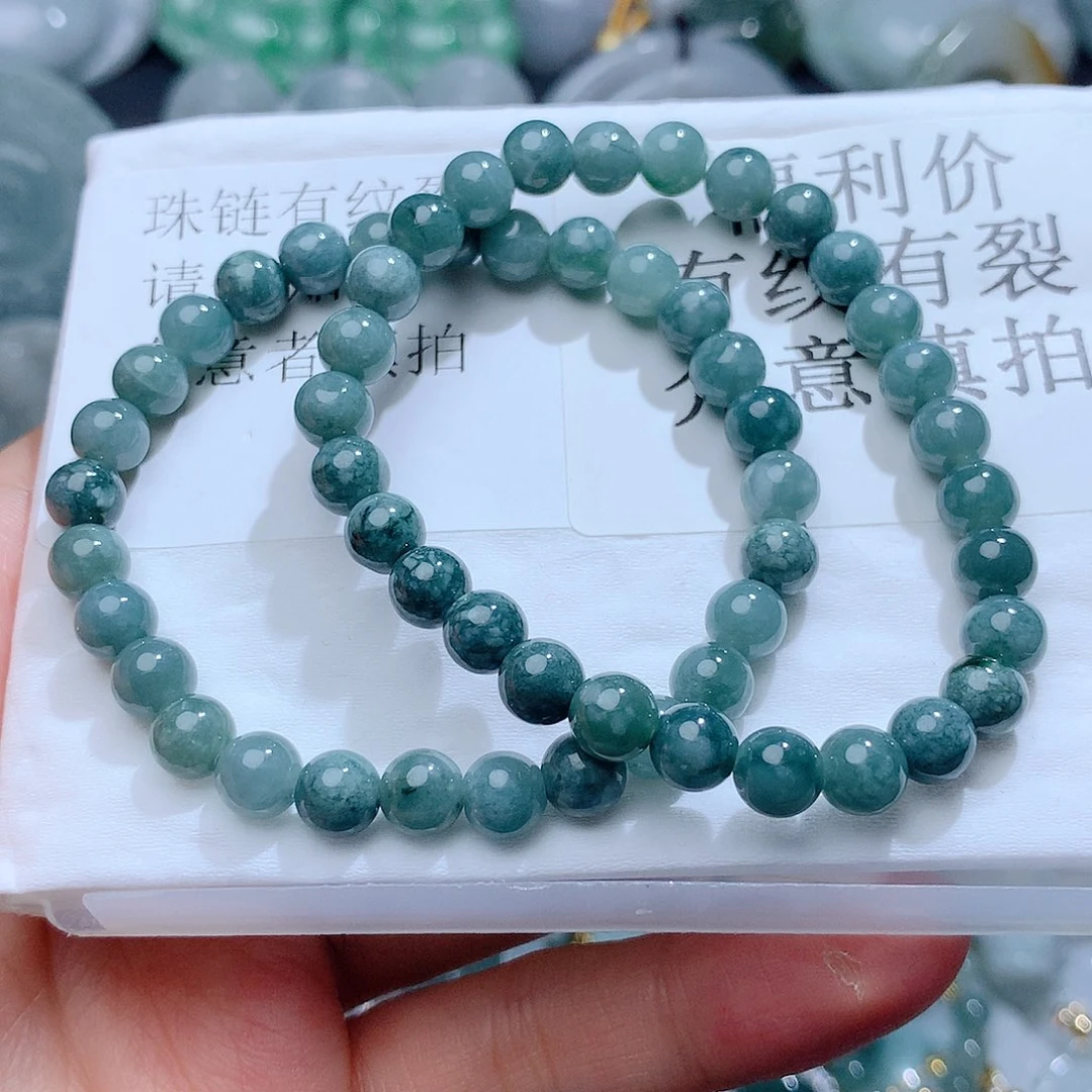 翡翠颈饰未镶嵌3230。