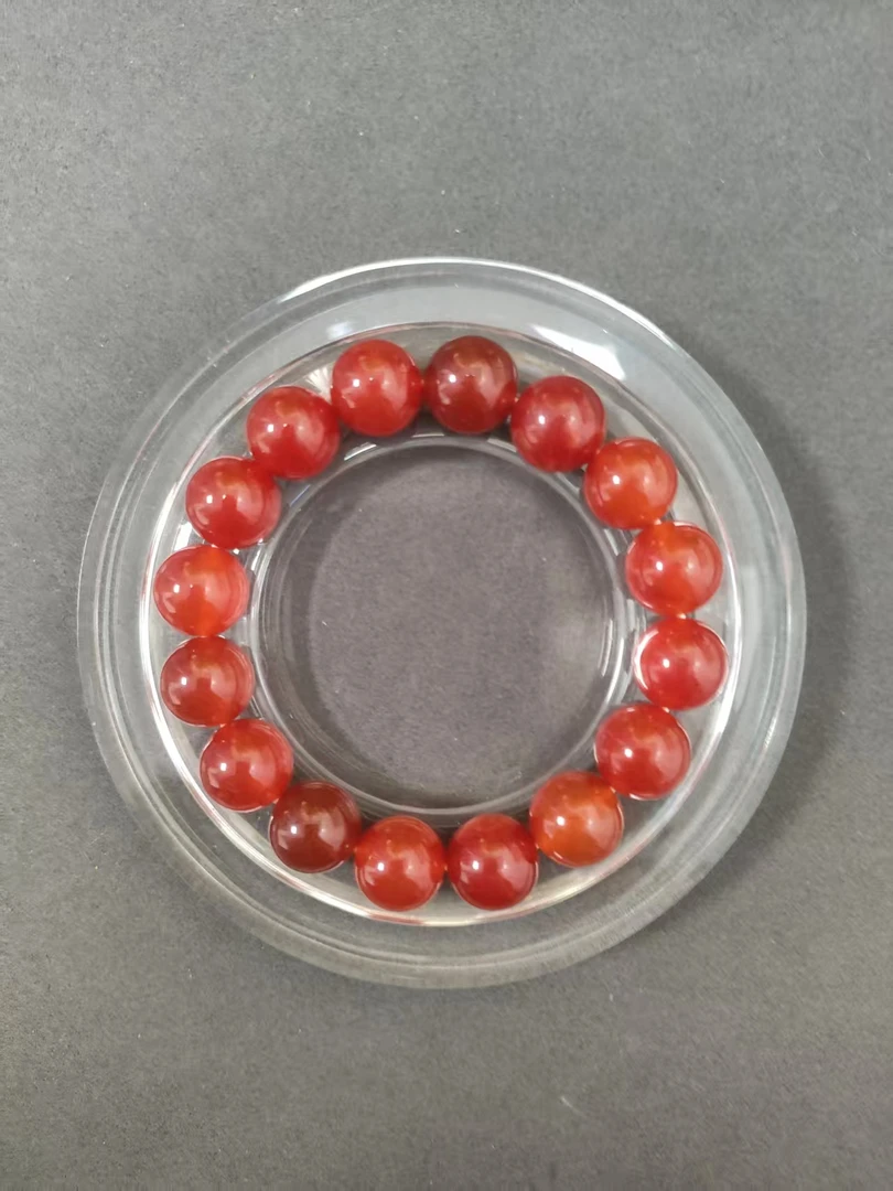 金玉满堂珠宝-时尚简约-古风气质-红手串