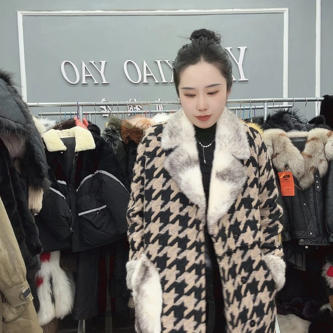 姚小妖家高端皮草