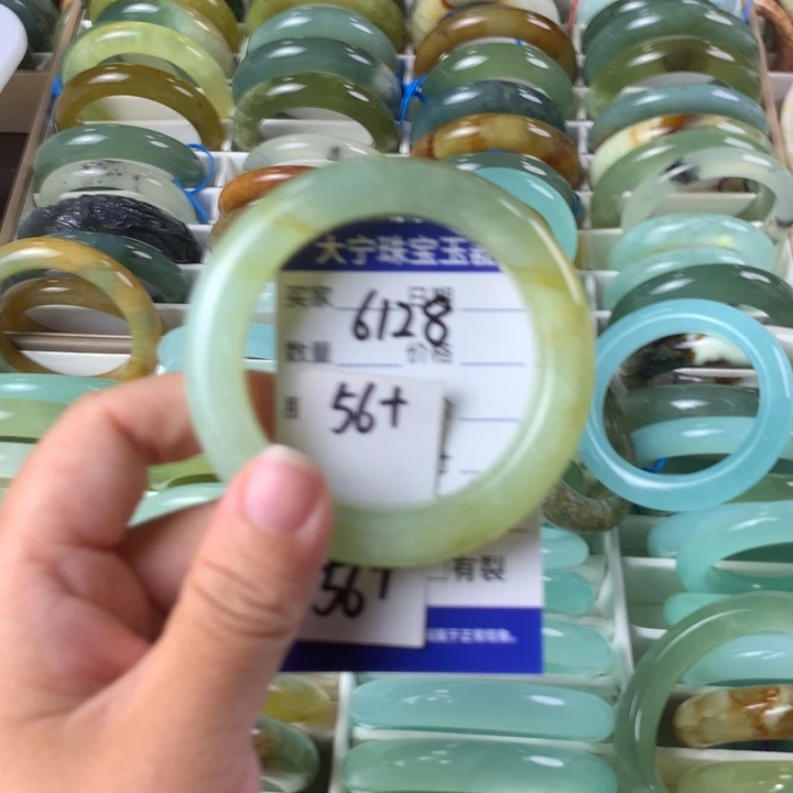 未镶嵌蛇纹石玉手镯6128