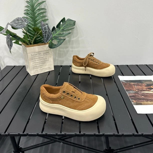2025秋季韩版复古磨砂皮休闲两穿一脚蹬厚底圆头百搭增高休闲板鞋