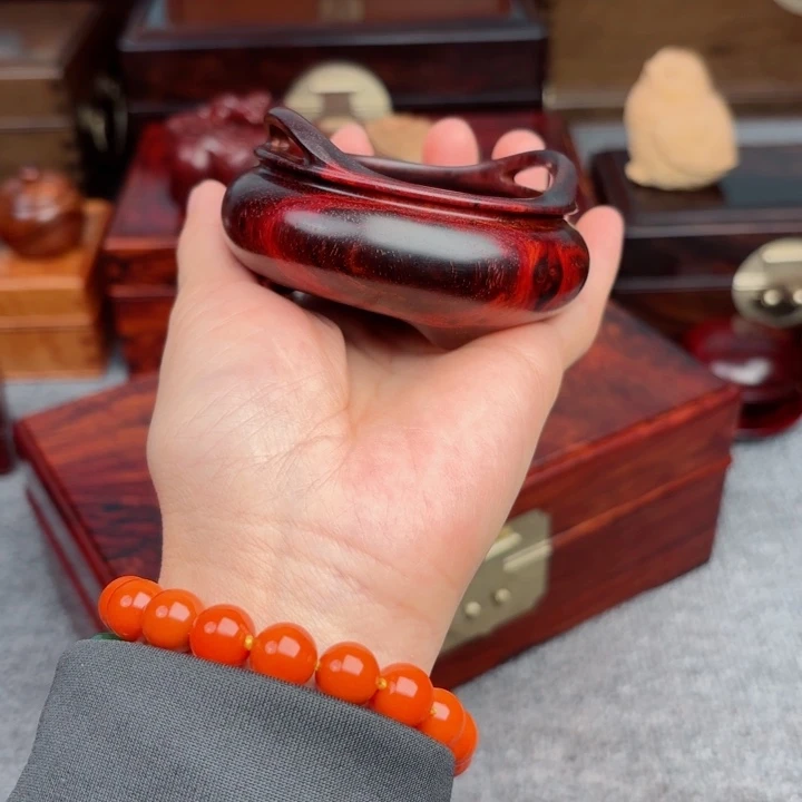 江*客老板娘推荐精品把件