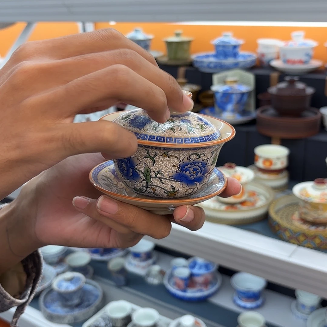 超级细菌超级茶具坚持坚持