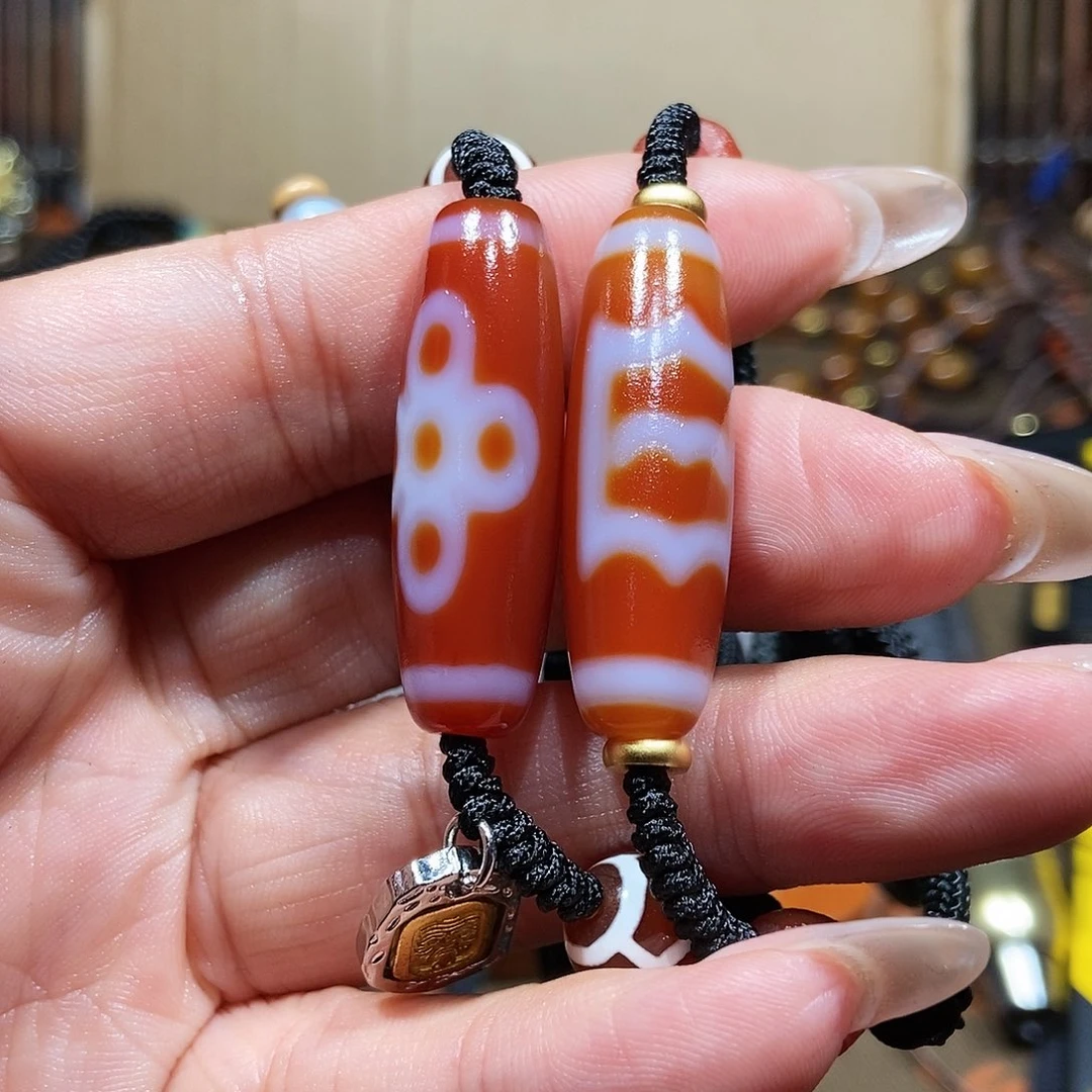 玛瑙/玉髓颈饰未镶嵌s***r