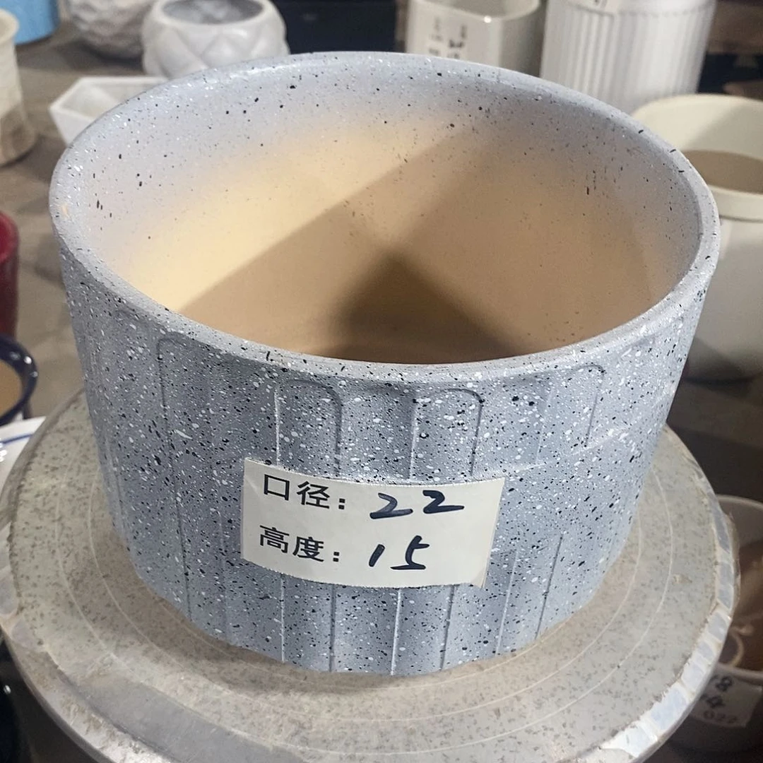 【闪购商品】陶瓷微瑕花盆-027-1个灰