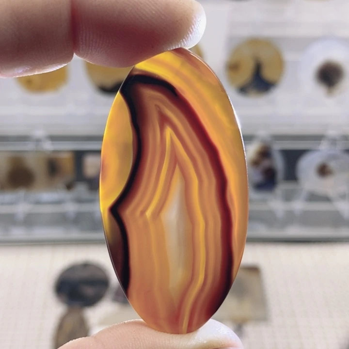 玛瑙/玉髓未镶嵌颈饰