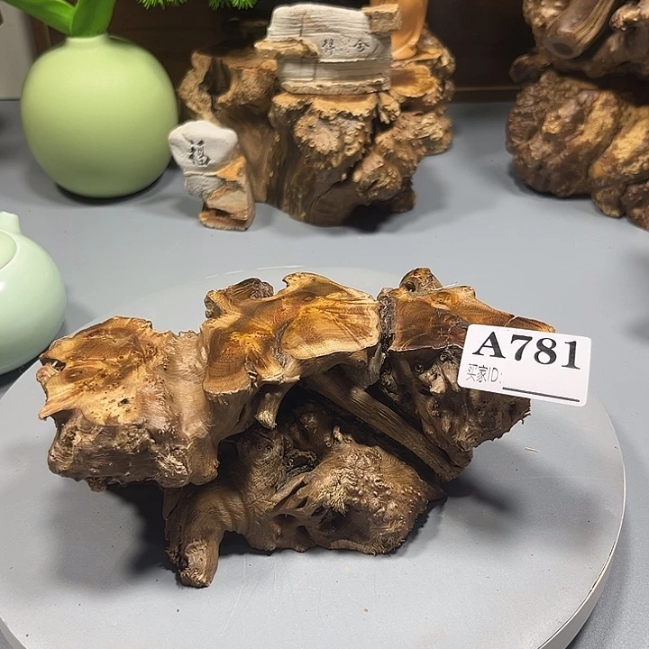 拼***搏大果紫檀（缅甸花梨）