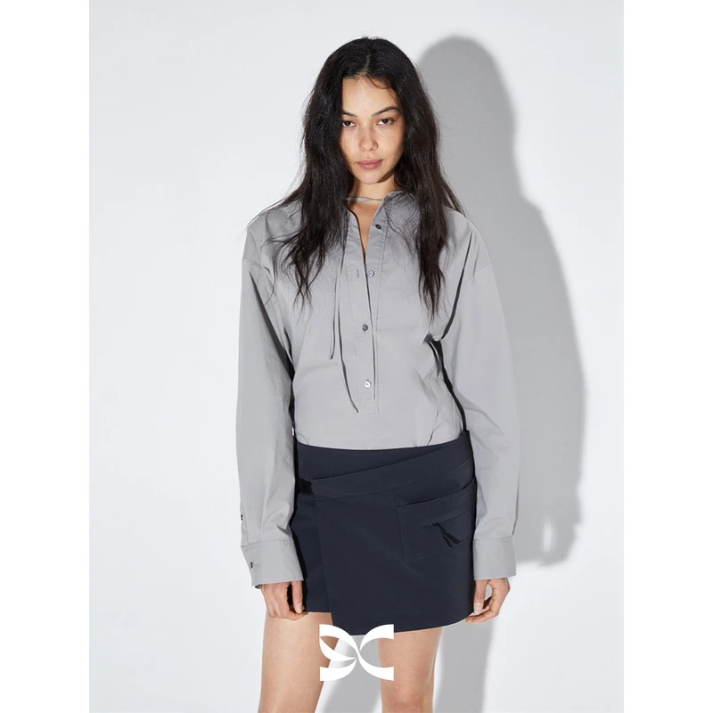 square circle方圆装饰V领抗皱衬衣女长袖上衣