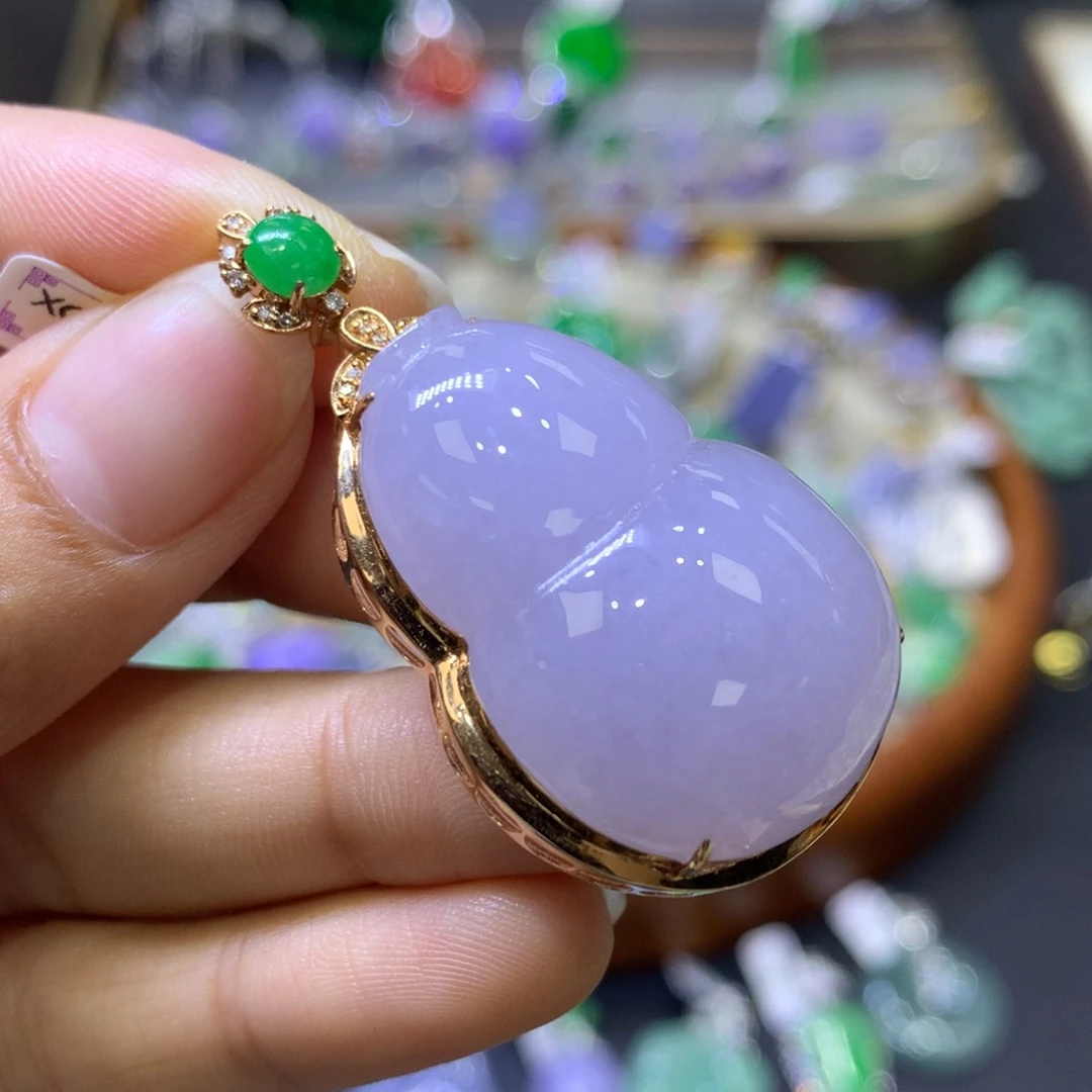 翡翠18K金镶嵌颈饰翡翠吊坠项链