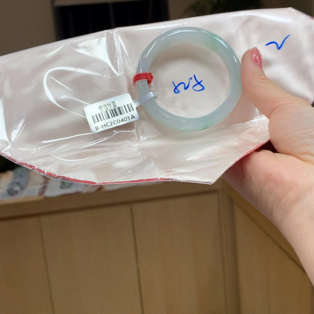 未镶嵌手镯翡翠不退不换