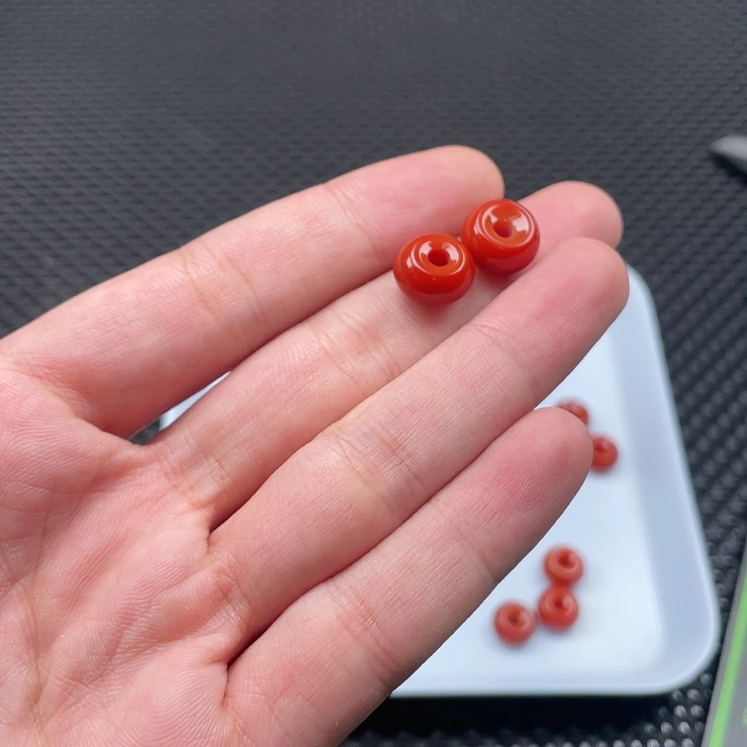 南红玛瑙7*12柿子红甜甜圈一组2颗未镶嵌