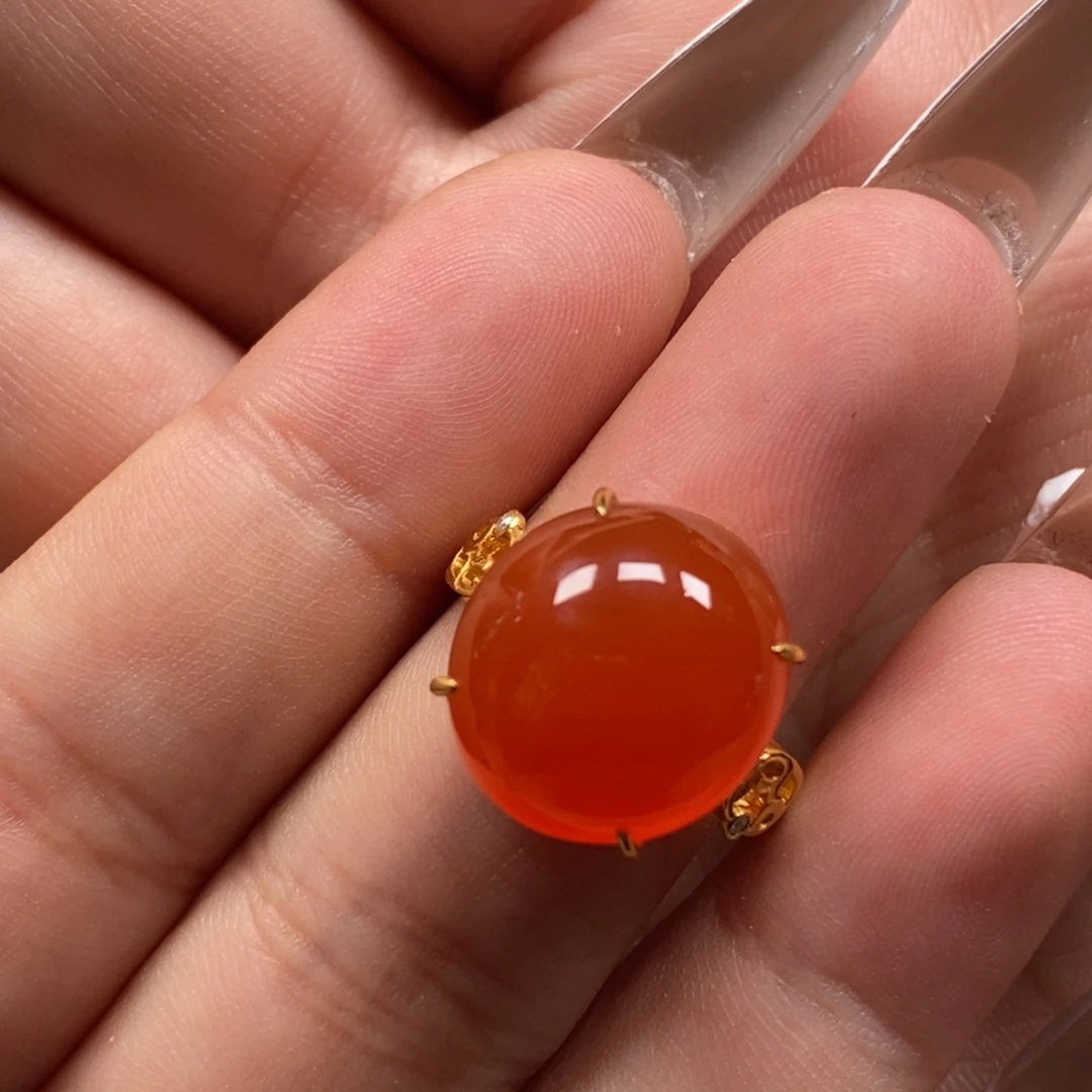 南红玛瑙18K金镶嵌戒指