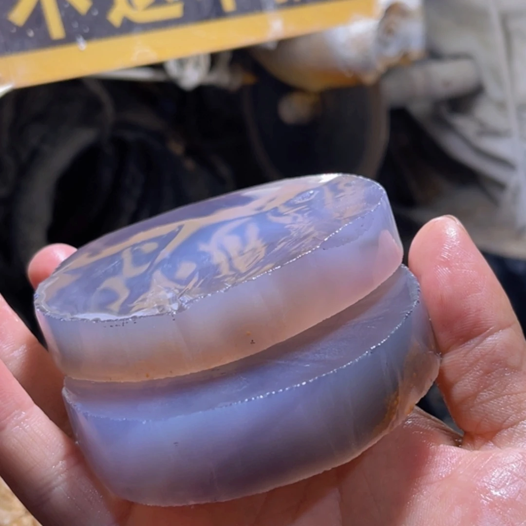 ****霓定制玛瑙手镯工费
