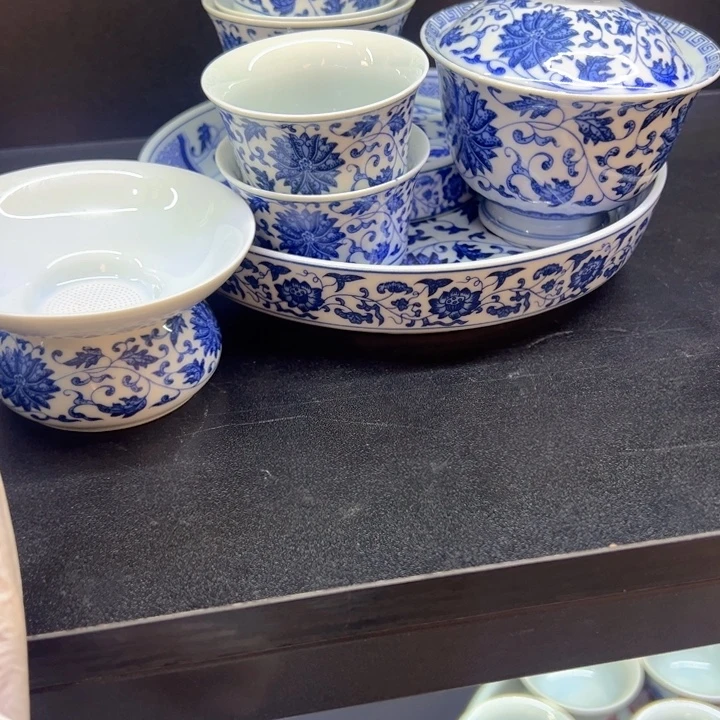 柠****瓷片白青花缠枝莲九件套全品