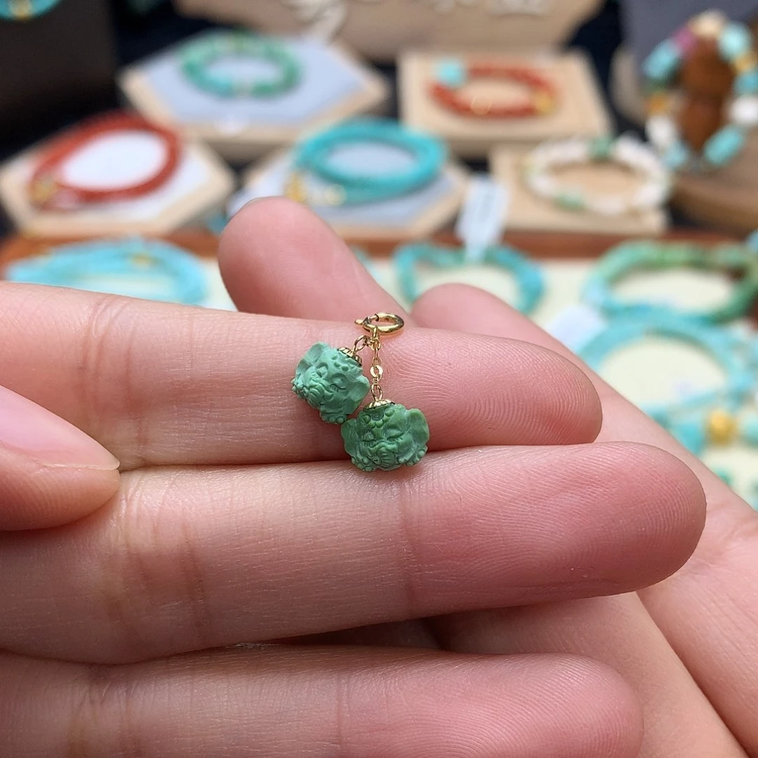 绿松石挂件未镶嵌