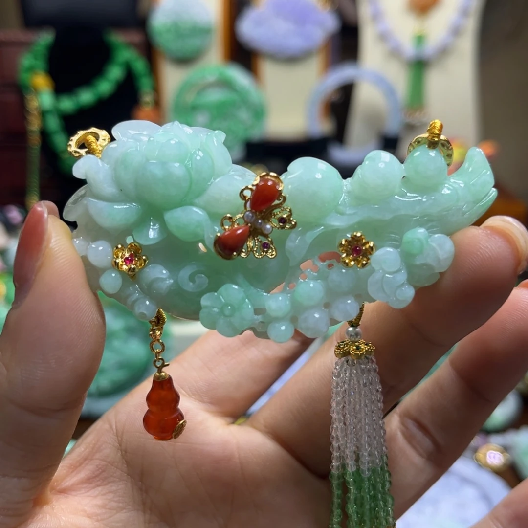 翡翠未镶嵌颈饰天然翡翠