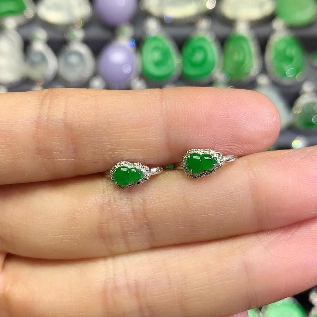 翡翠18K金镶嵌耳饰耳饰