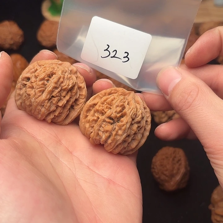 把件文玩核桃42 尺  四座楼    323