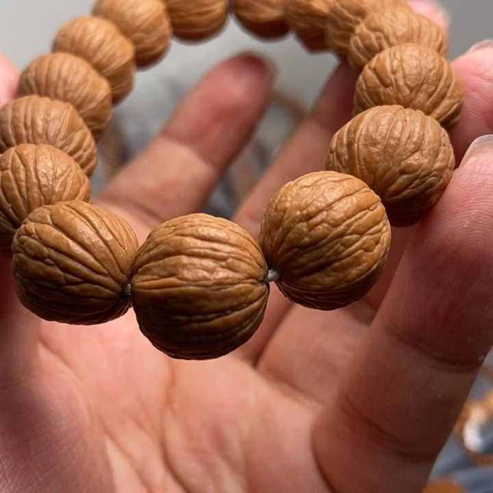 猴头核桃吊坠文玩手串