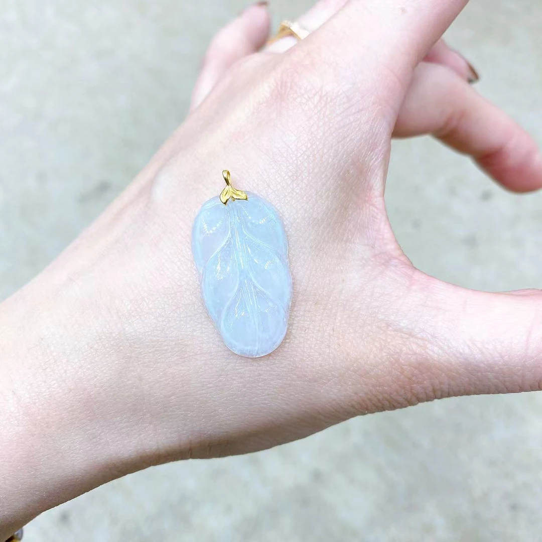 CYX 40057 翡翠18K叶子吊坠 （多样性发其一）