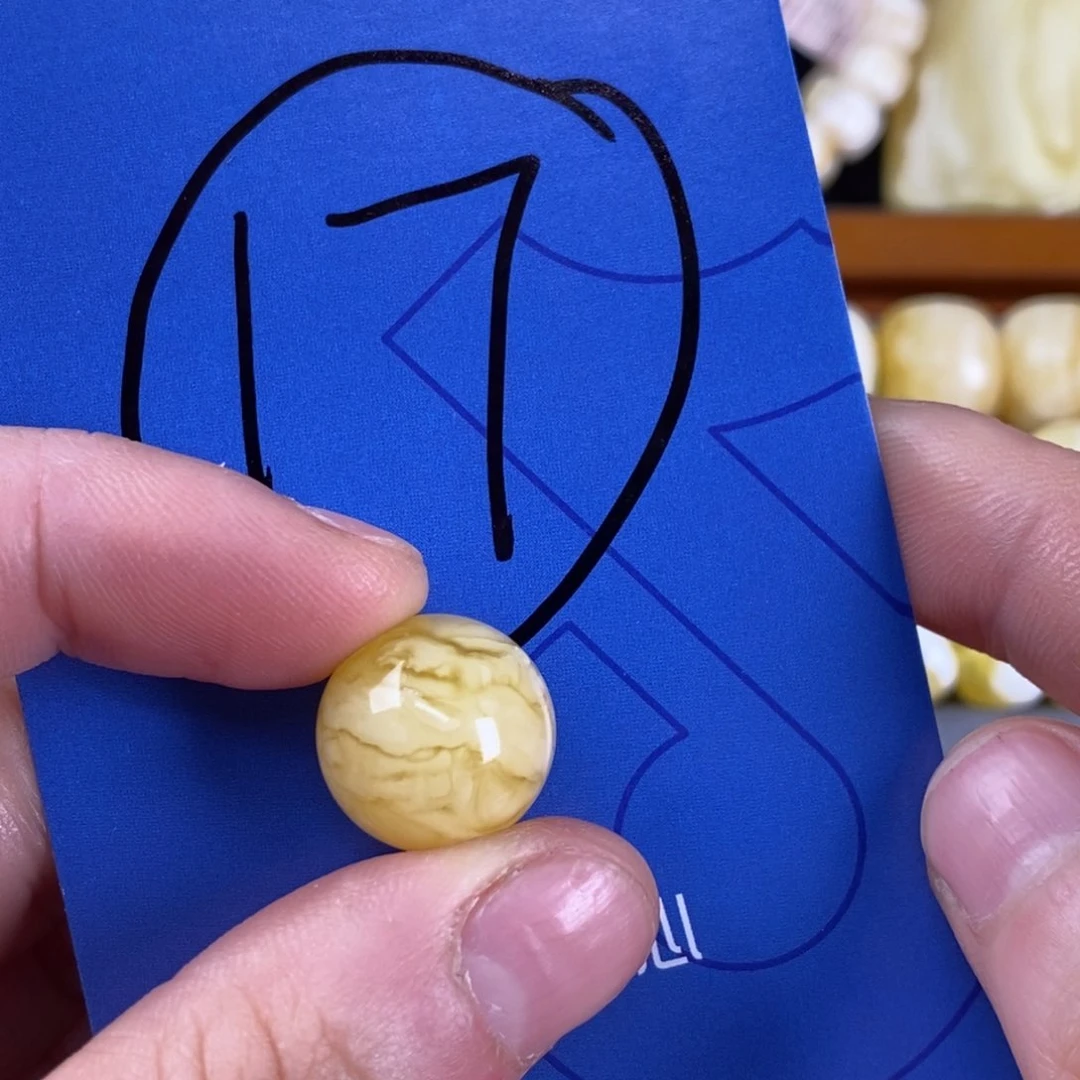 蜜蜡裸石未镶嵌斯**特蜜蜡