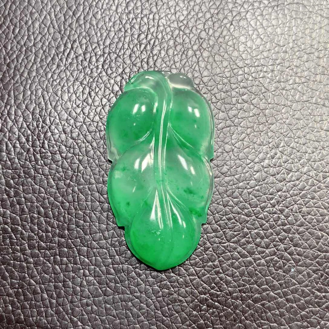 石英质玉吊坠未镶嵌苗*女金枝玉叶