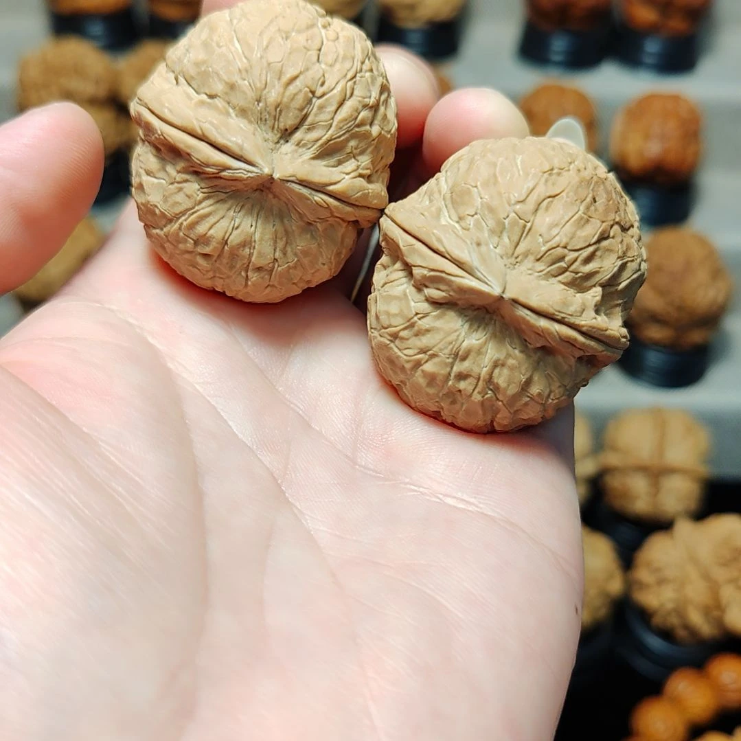 文玩核桃把件云铁至尊元宝40尺