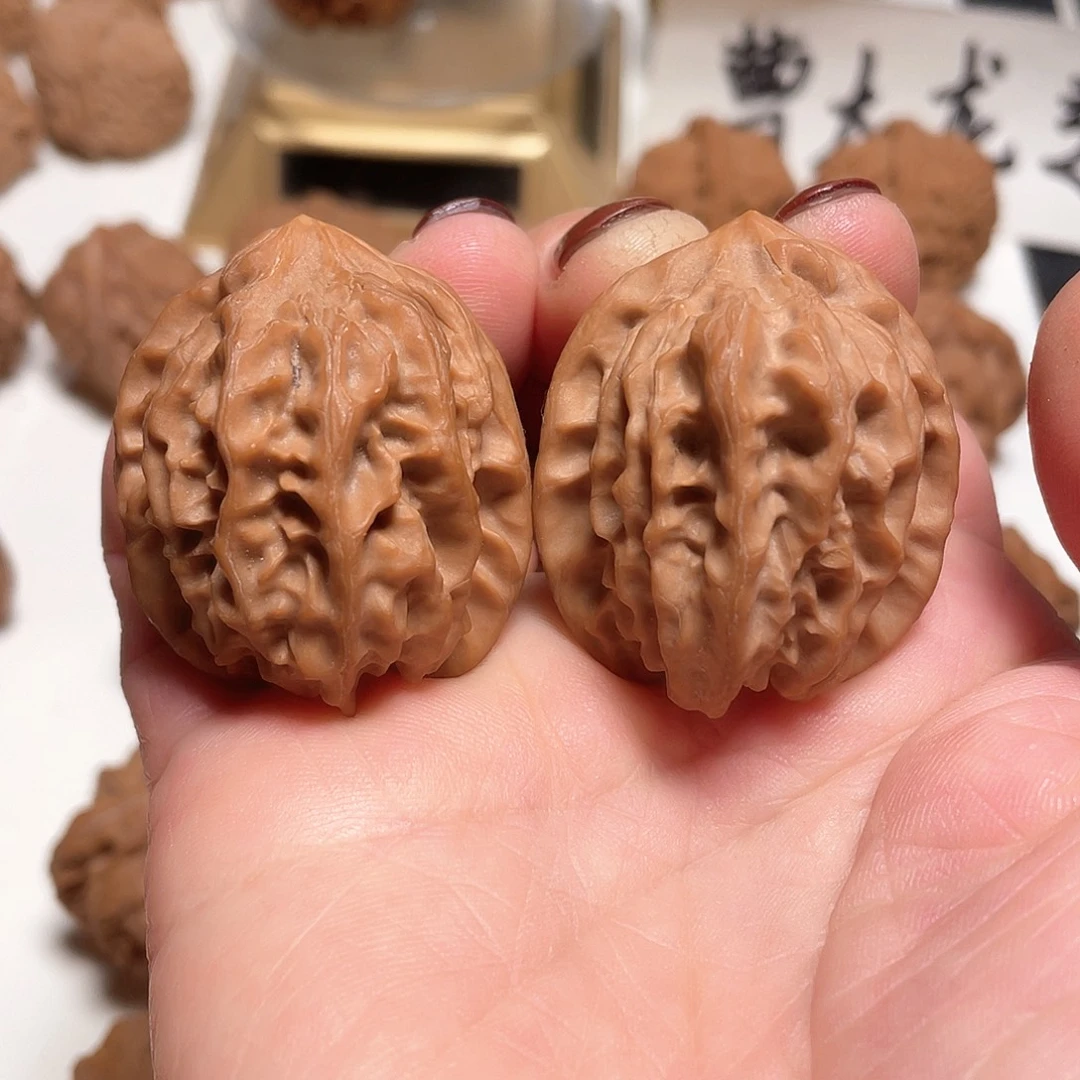 文玩核桃把件文玩核桃曹大龙