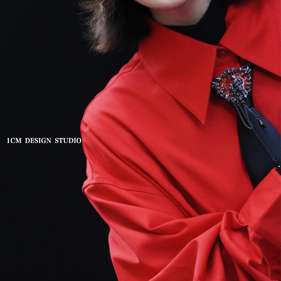 【奕.设计师女装】设计款 重工合金装饰 免打领带