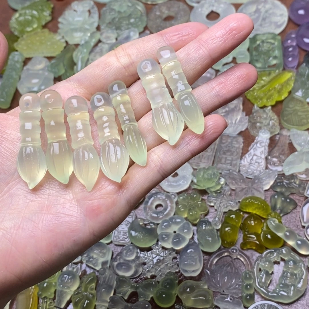 蛇纹石玉合金颈饰