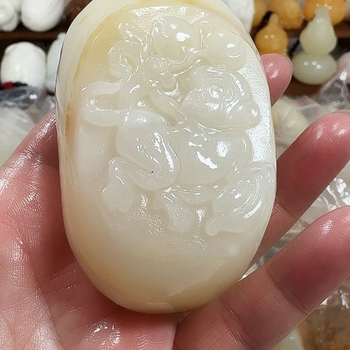顾***座砖雕石头手把件不退不换