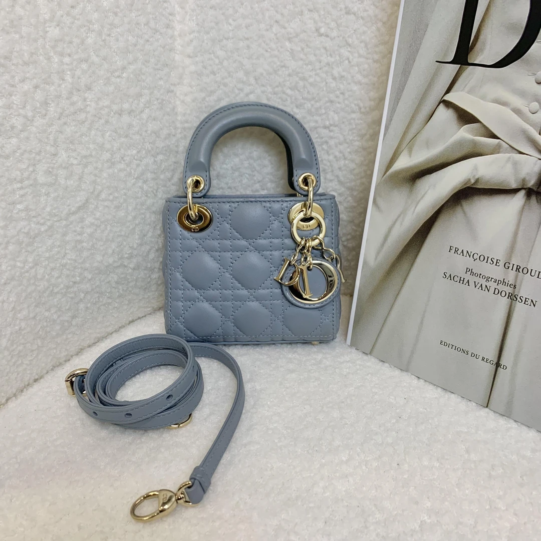 99新 DIOR/迪奥 壹臻/雾霾蓝金扣戴妃mini 包79003777