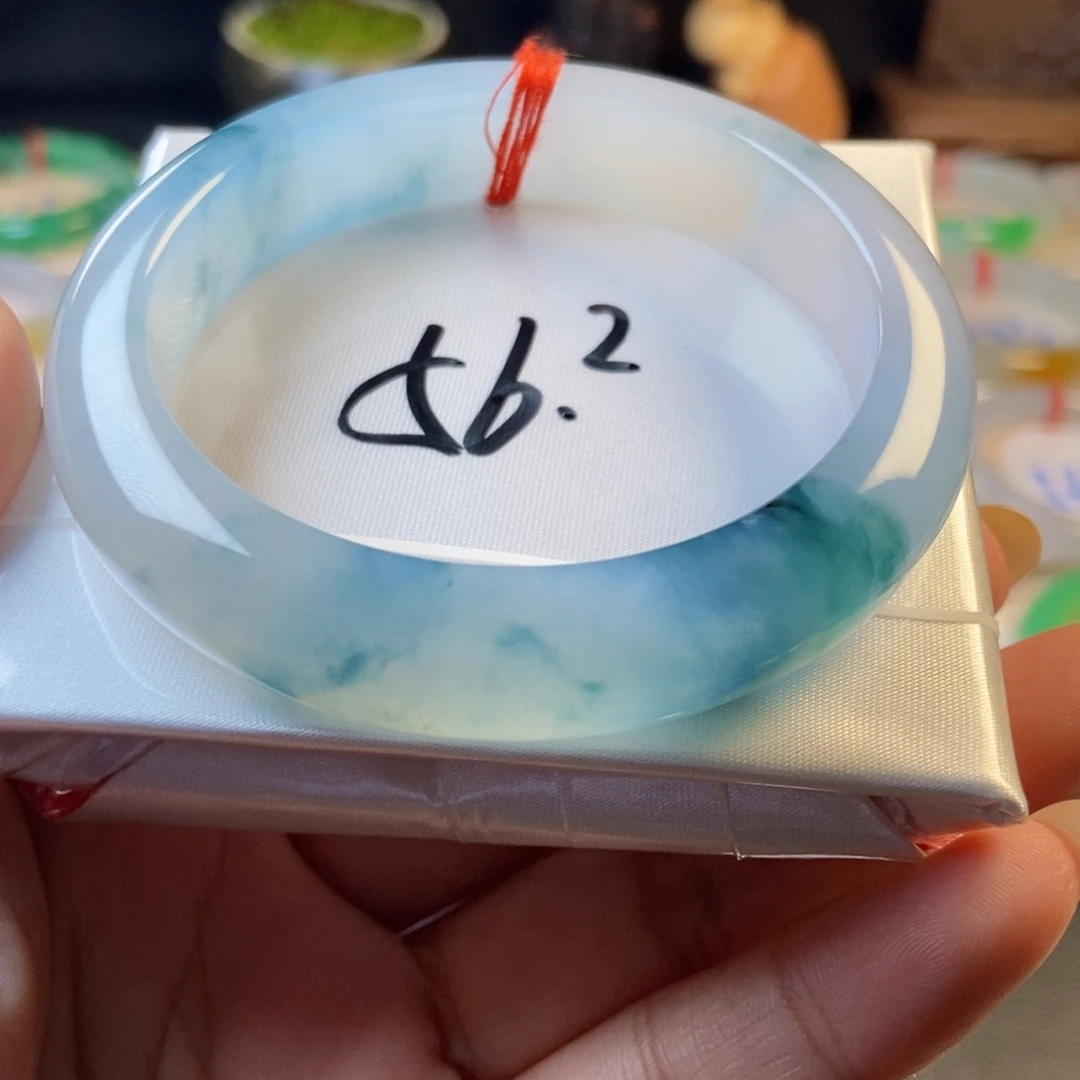 翡翠未镶嵌手镯25冰胶飘花