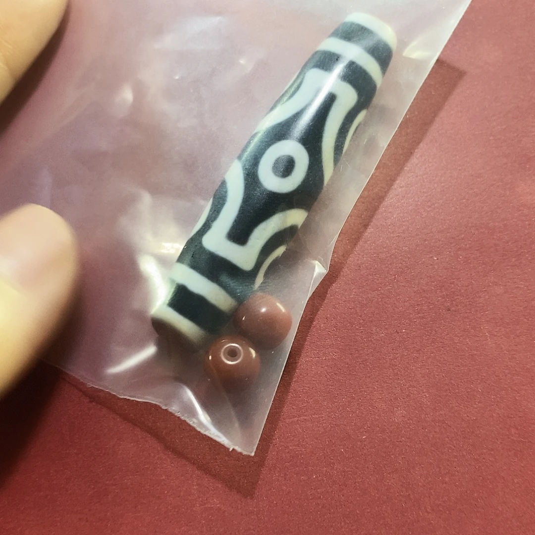 夕***夜玛瑙/玉髓（覆膜）未镶嵌颈饰行运黑白六眼