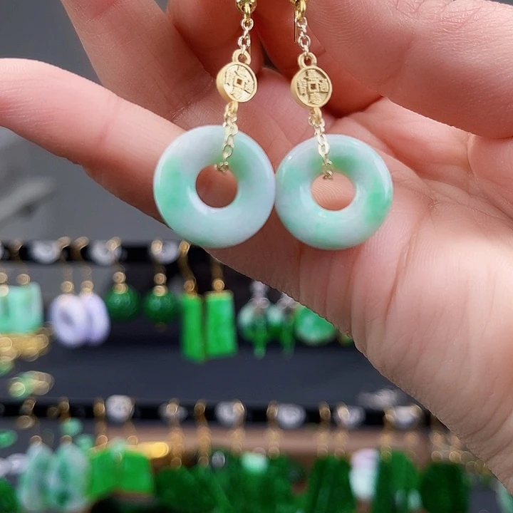 翡翠耳饰未镶嵌饰品