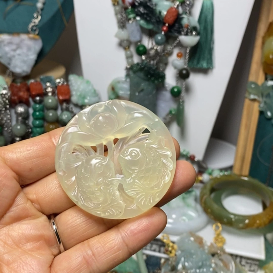 【闪购商品】翡翠吊坠(赠链)未镶嵌